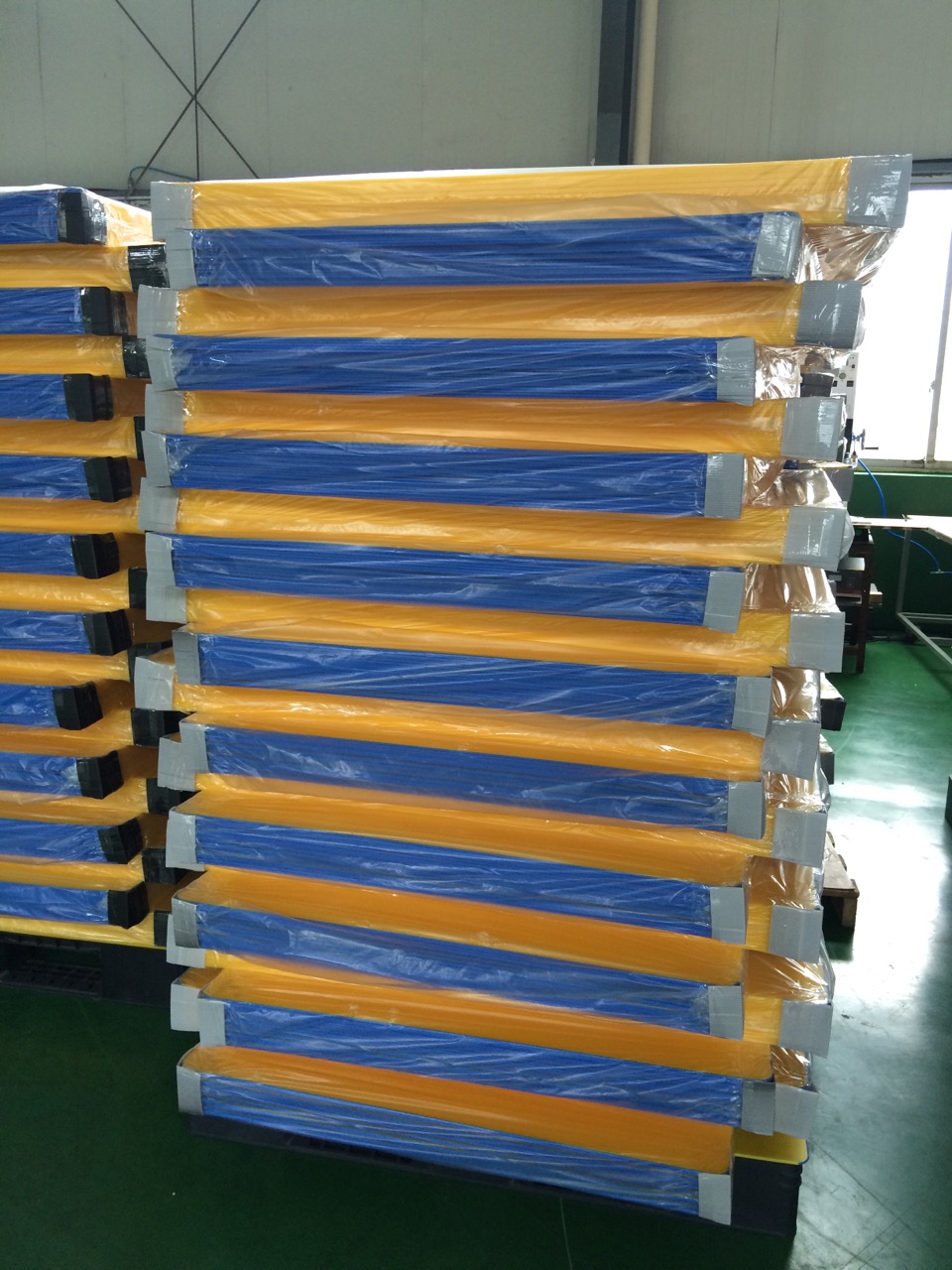 China High Quality Colored PP Corrugated Plastic Sheet 